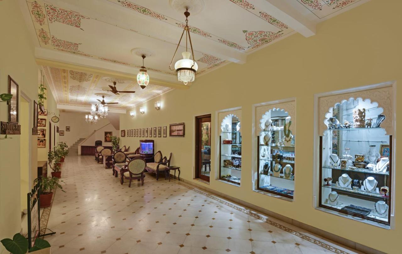 Swaroop Vilas - Lake Facing Boutique Hotel Udaipur Luaran gambar